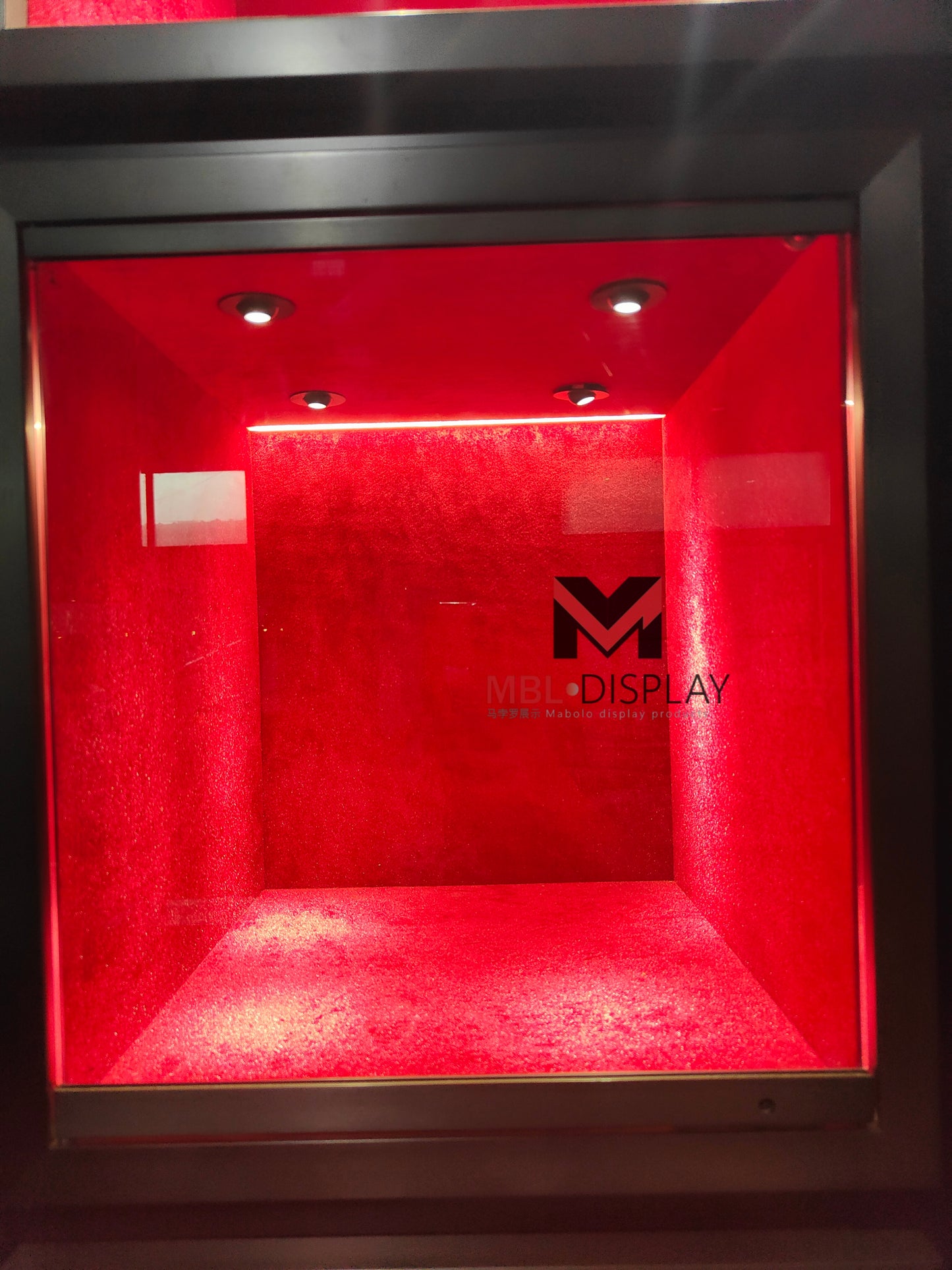Luxurious Jewelry Display Cabinets for Trade