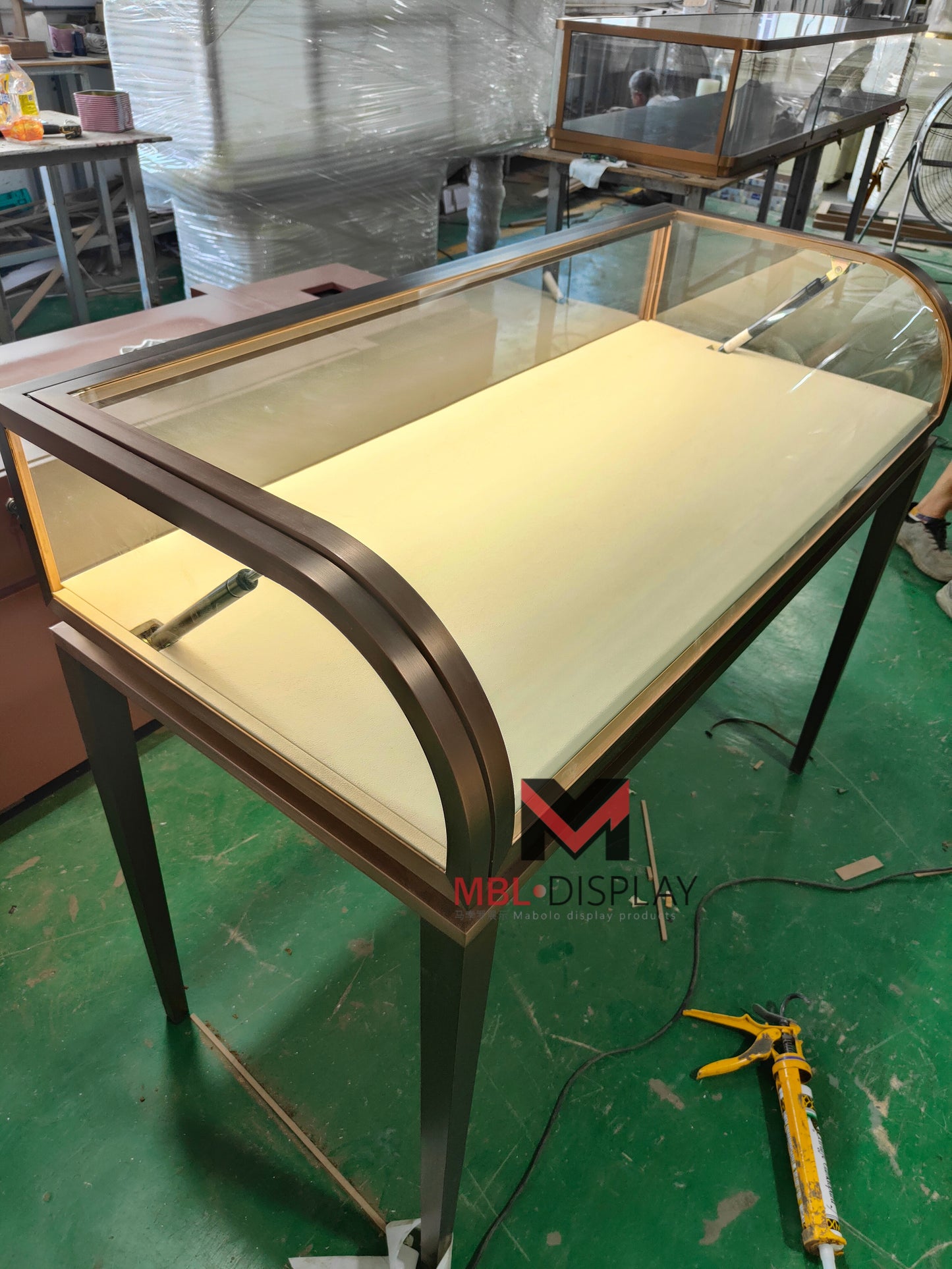 Durable Jewelry Display Cabinets for International Trade