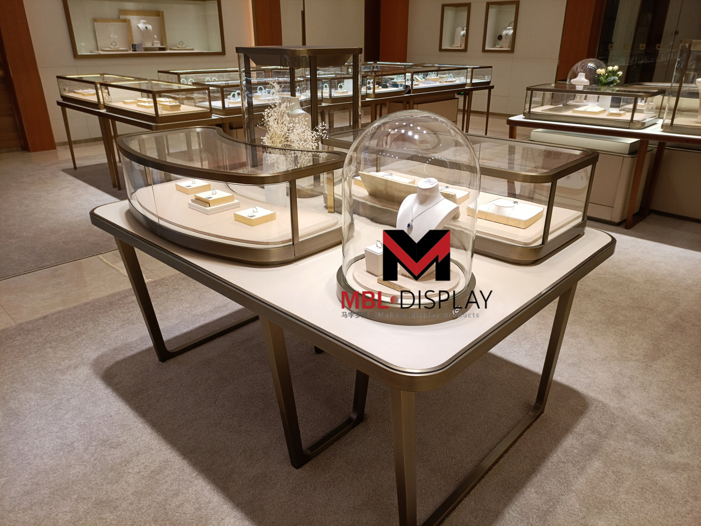 Secure Jewelry Storage Cabinets with Locking Mechanism