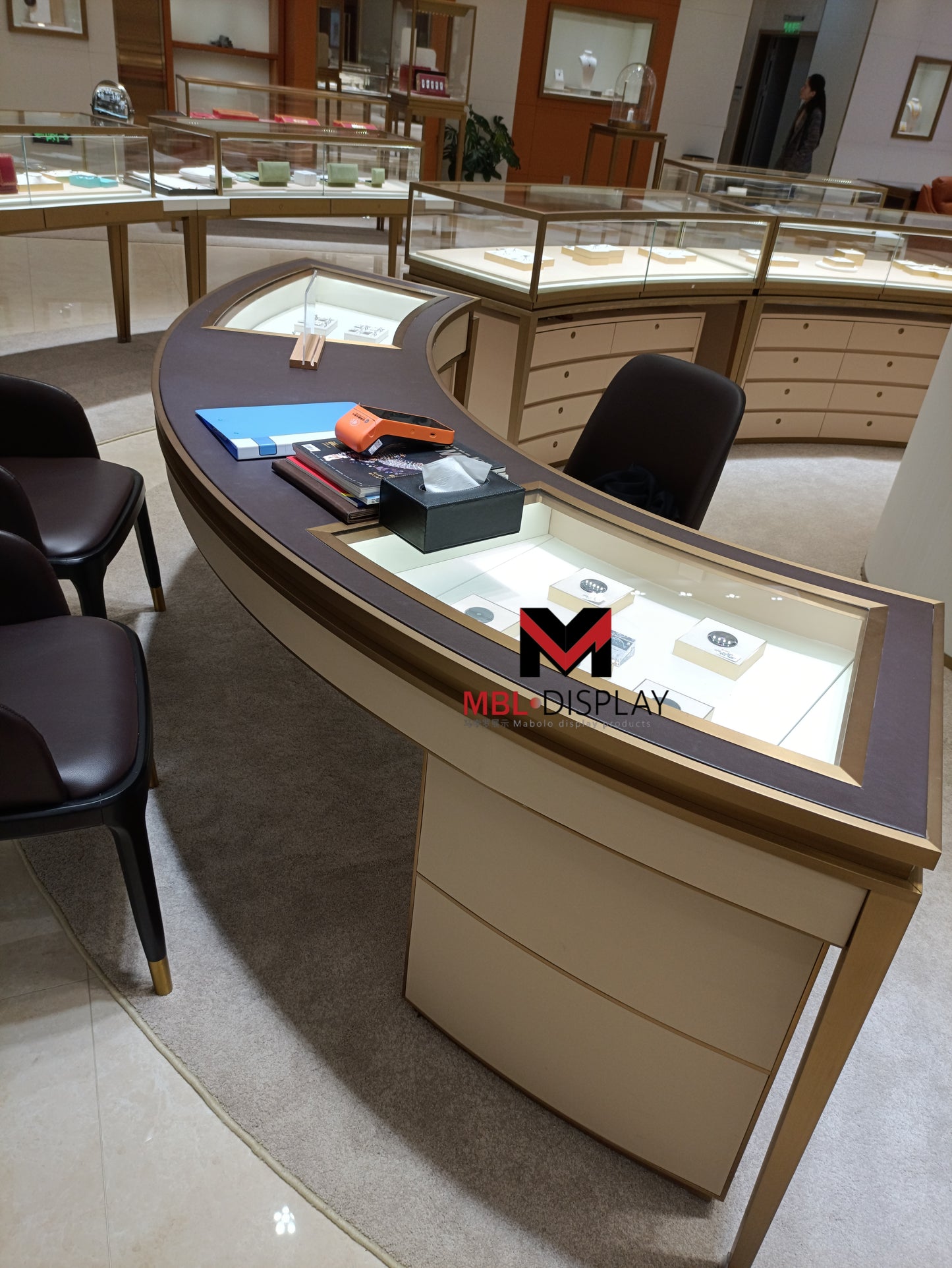 Glass-Fronted Jewelry Cabinets - Visible Beauty
