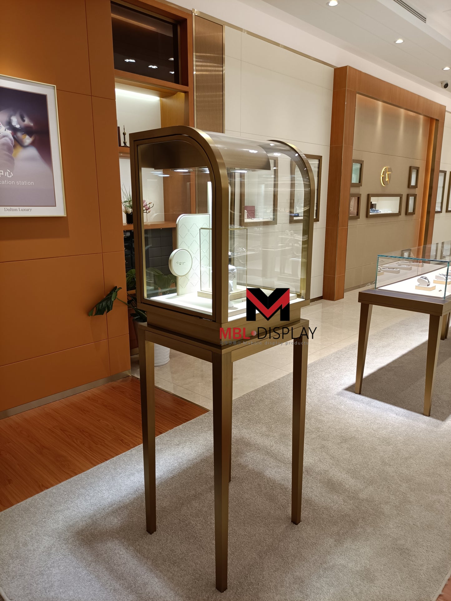 Illuminated Jewelry Cabinets - Enhance the Sparkle