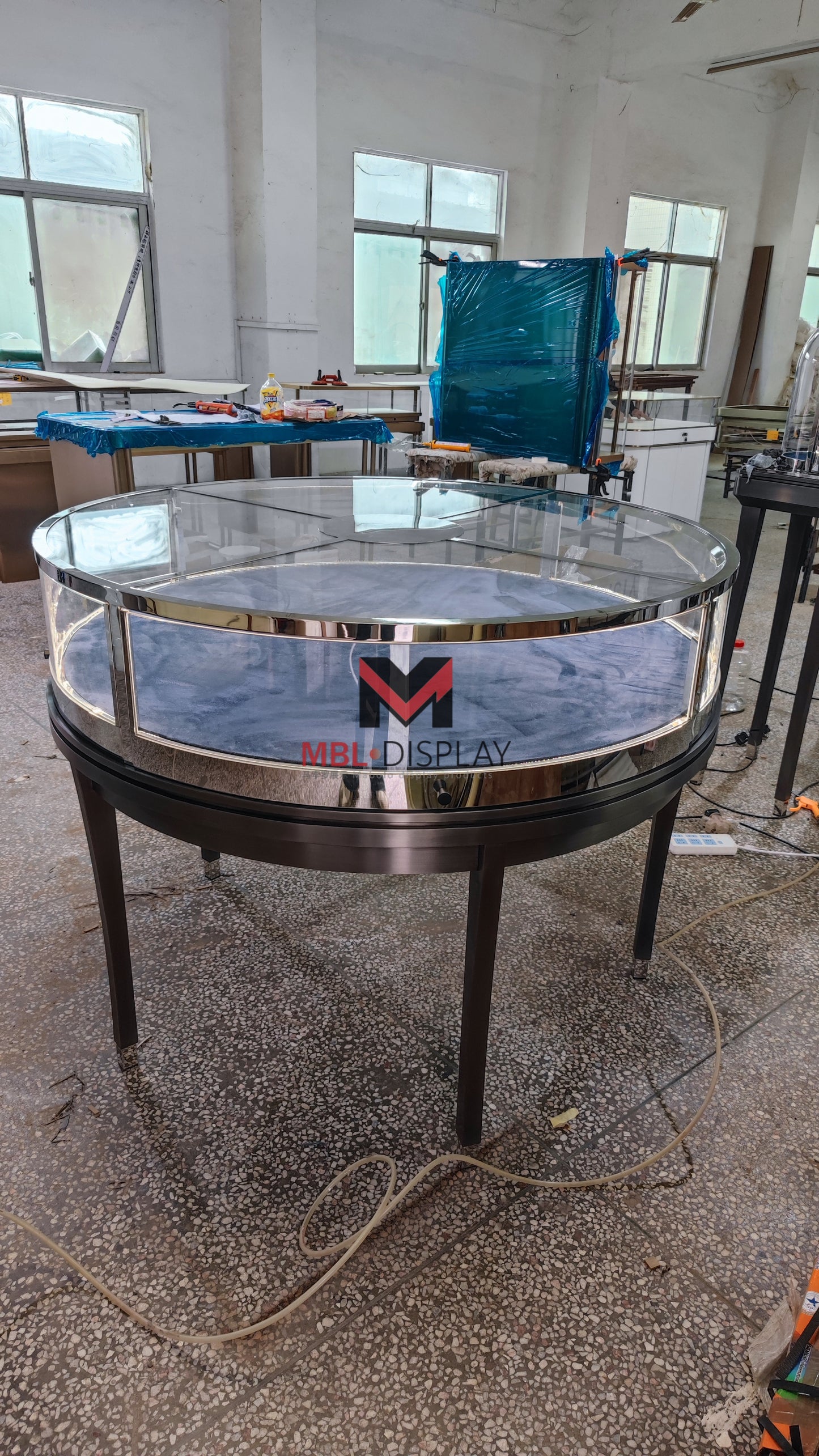 Exquisite Jewelry Display Cases for Unrivaled Beauty