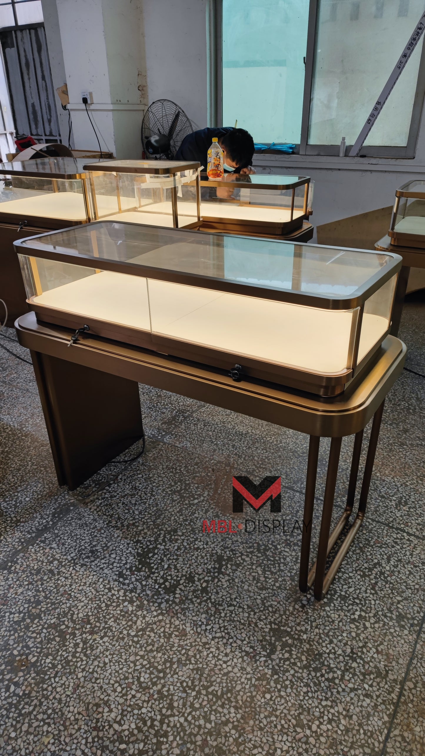 High-End Jewelry Cabinets: Your Global Choice