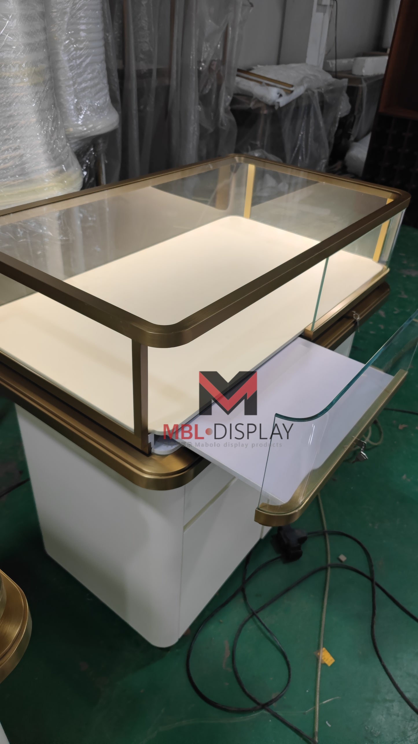 Classic Jewelry Display Units for Export Business