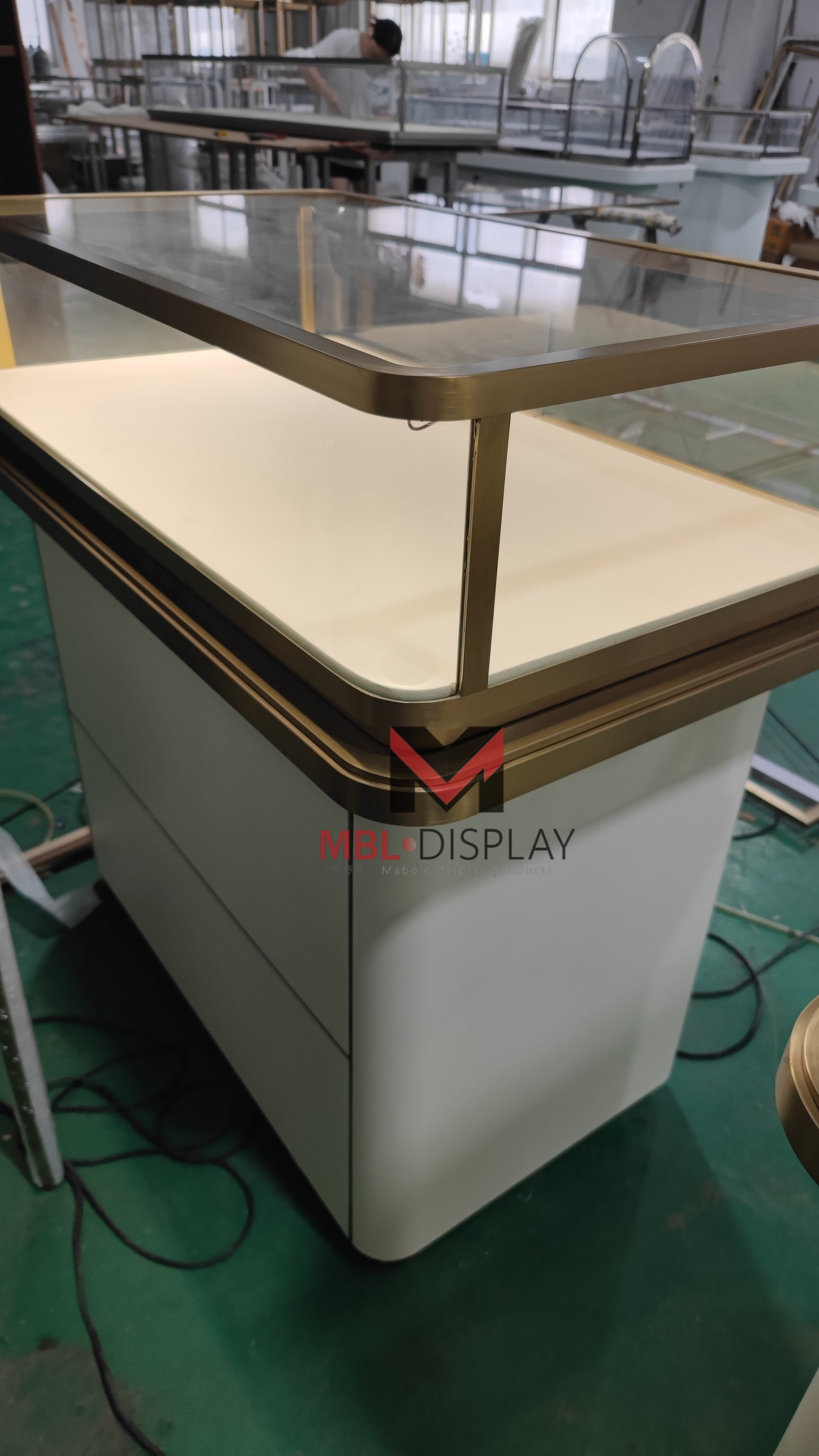 Classic Jewelry Display Units for Export Business