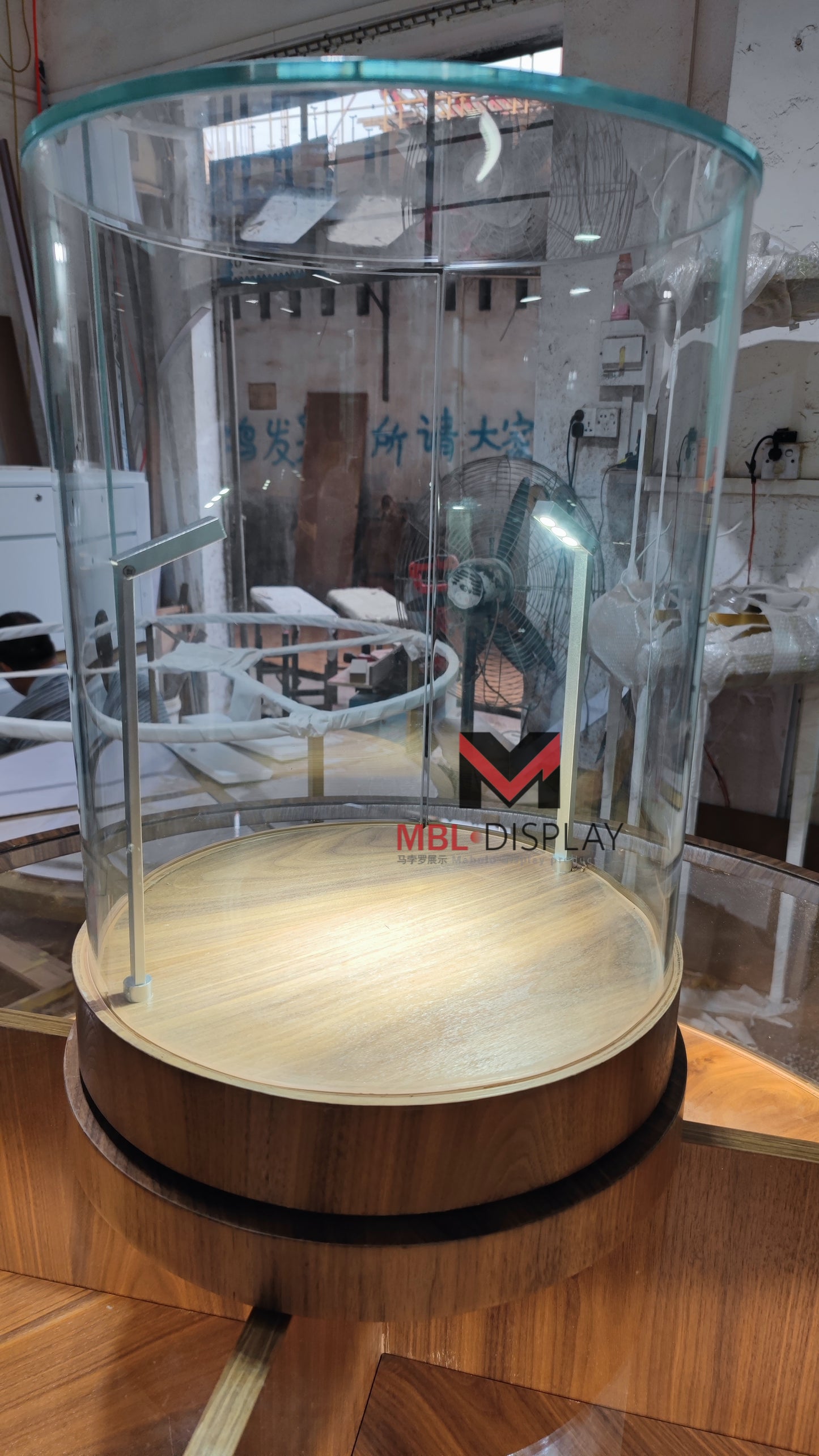 Outstanding Jewelry Display Cabinets for World Trade