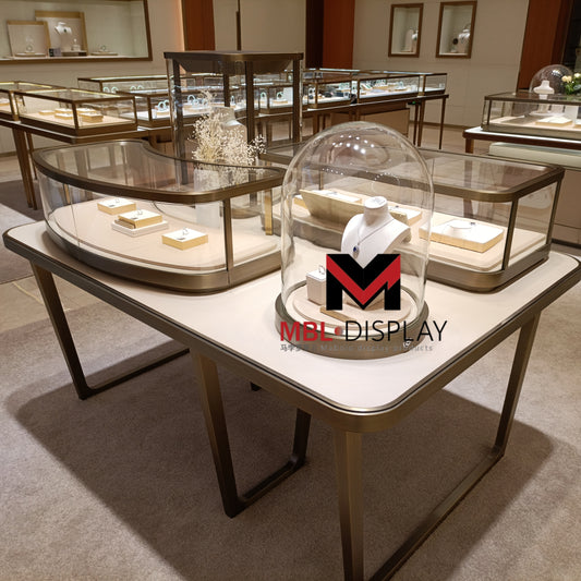 Shopping mall jewelry display case Jewelry store display case Jewelry display case Stainless steel glass display case