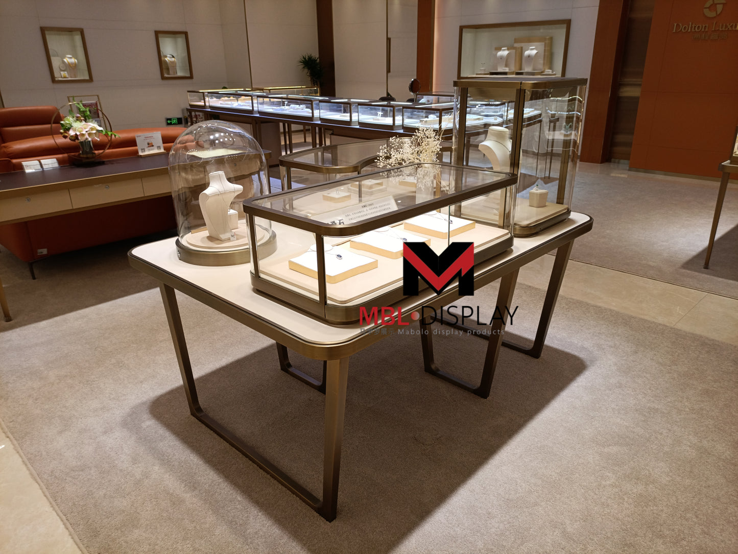 Secure Jewelry Storage Cabinets with Locking Mechanism